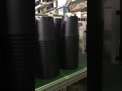 Rode Ronde Plastic het Kinderdagverblijfpotten van Bloempotten voor het Tuinieren een Pot