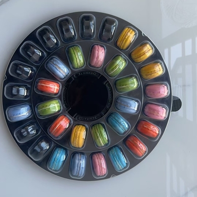 13 laag Macaron Display Stand Macaron Karton Verpakking Op maat gedrukt
