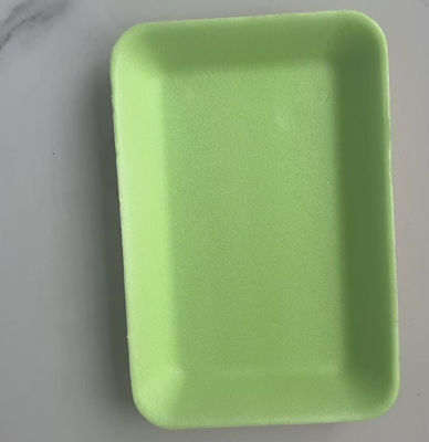 Wegwerp fruitbak met platte bodem zwart transparant plastic voor verse groenten en fruit fruitschaal