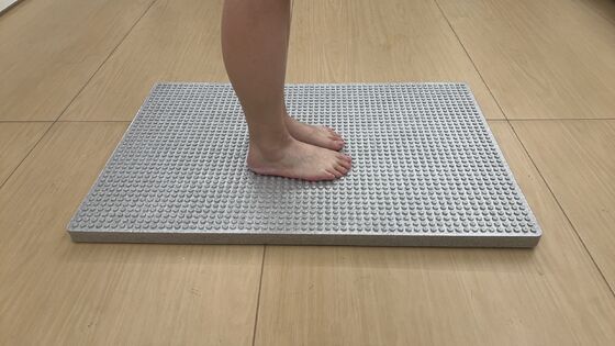 Mold Resistant Fast Drainage Shower Mat with Massage Bumps EPP Bath Mat Anti-Slip Floor Mat