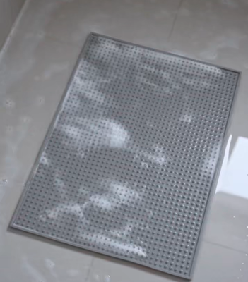 EPP-douchemat met milieuvriendelijk EPP-materiaal Hoog efficiënt anti-glij- en drainage-systeem Makkelijk schoon te maken badkamer niet-glijmat